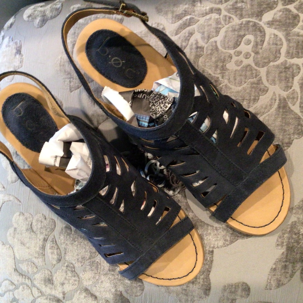 B.O.C. Wedge sandal